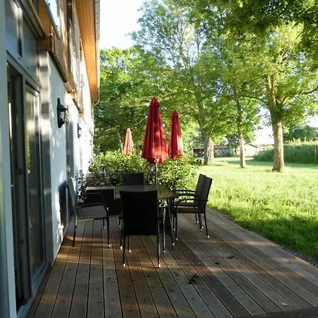 Maisonette Sechs Schwane - Ferienhof Friedrichsthal * Gremersdorf